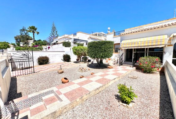 Casa cuádruple - Reventa - La Marina - La Marina