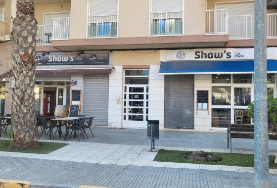 commercial property - Reventa - La Marina - La Marina