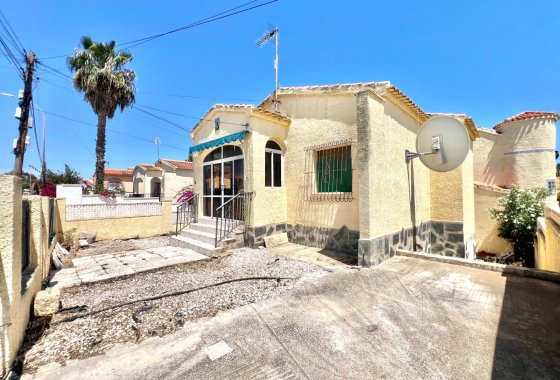 Detached Villa - Resale - La Marina - 785 Detached Rosa with Underbuild