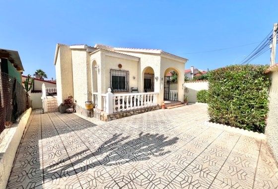 Detached Villa - Resale - La Marina - La Marina