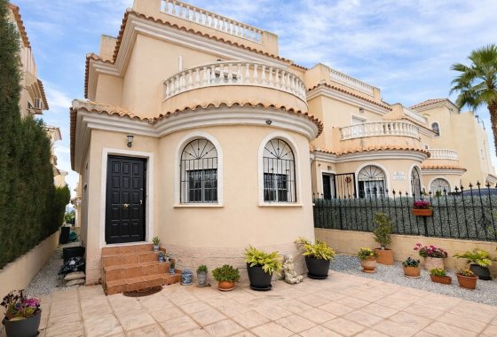 Detached Villa - Resale - La Marina - La Marina