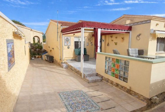 Detached Villa - Resale - La Marina - La Marina