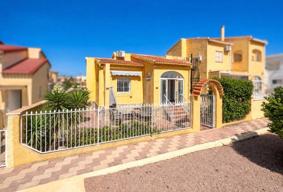 Detached Villa - Resale - La Marina - La Marina