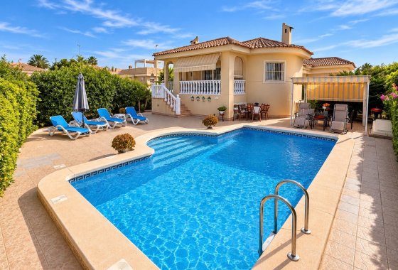 Detached Villa - Resale - La Marina - La Marina