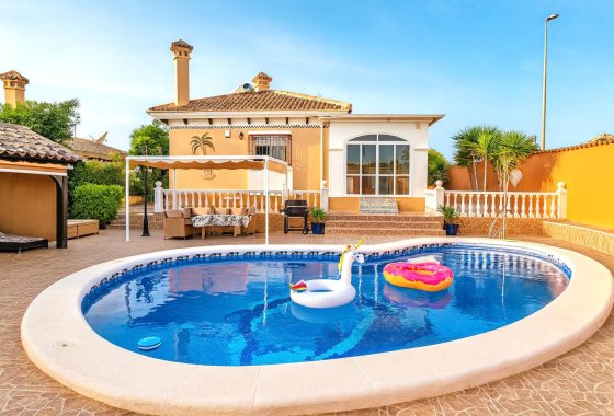 Freistehende Villa - Wiederverkauf - La Marina - 837
