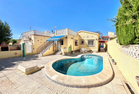 Freistehende Villa - Wiederverkauf - La Marina - La Marina