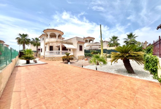 Freistehende Villa - Wiederverkauf - La Marina - La Marina