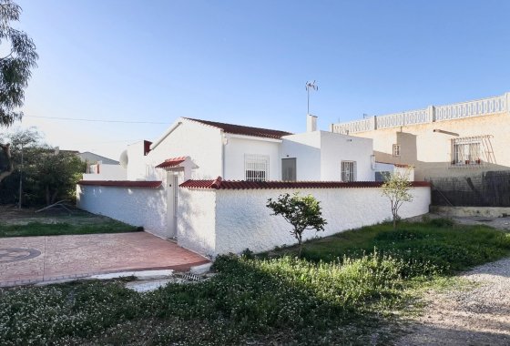 Freistehende Villa - Wiederverkauf - La Marina - La Marina