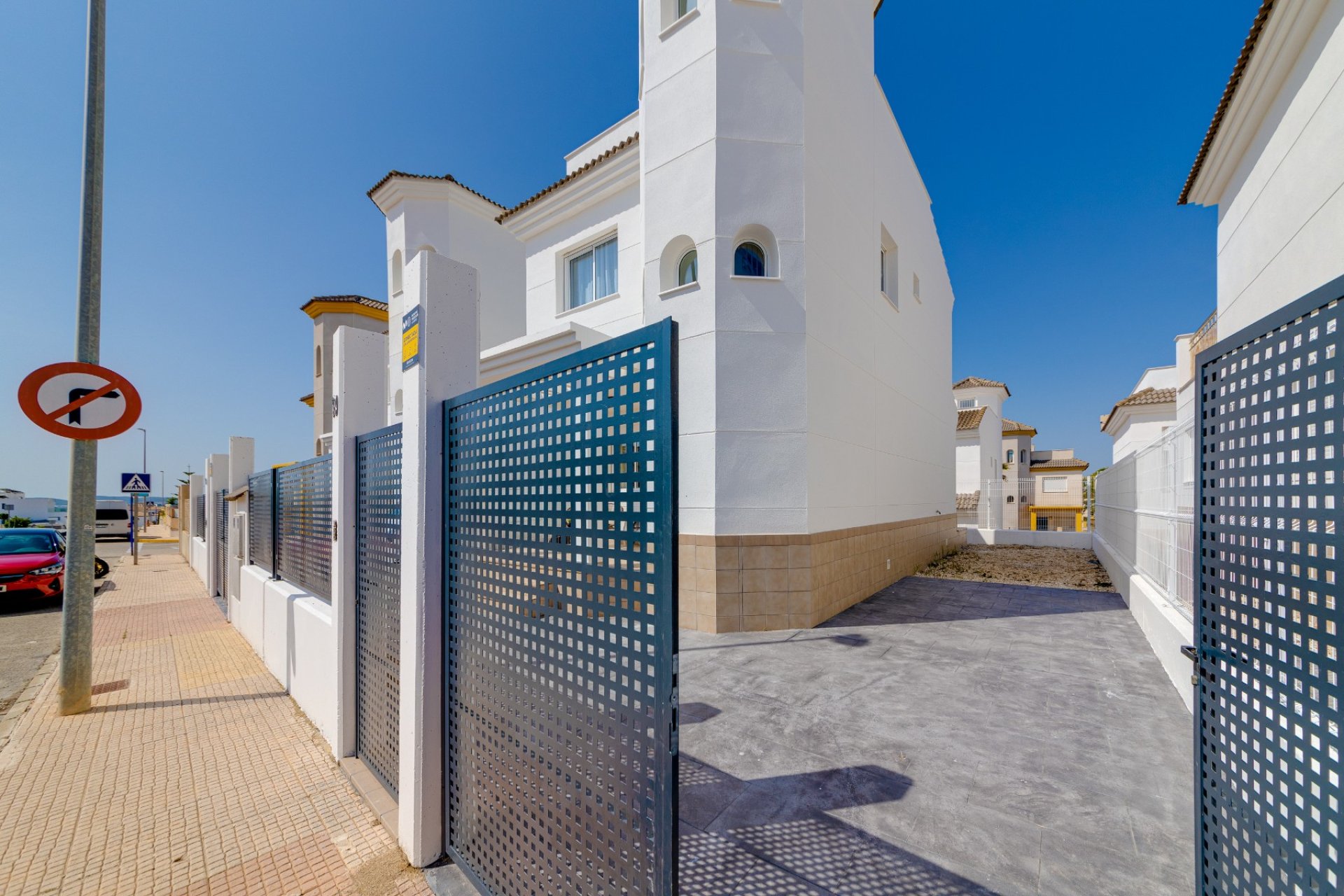 New Build - Detached Villa - La Marina