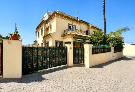 Quad - Resale - La Marina - La Marina
