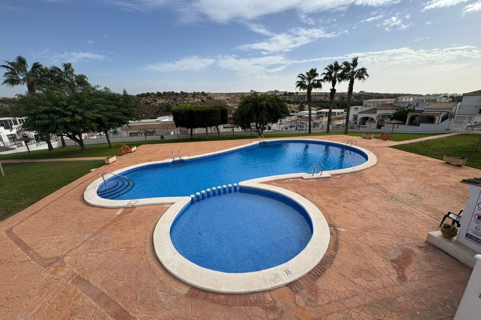 Resale - Apartment - La Marina