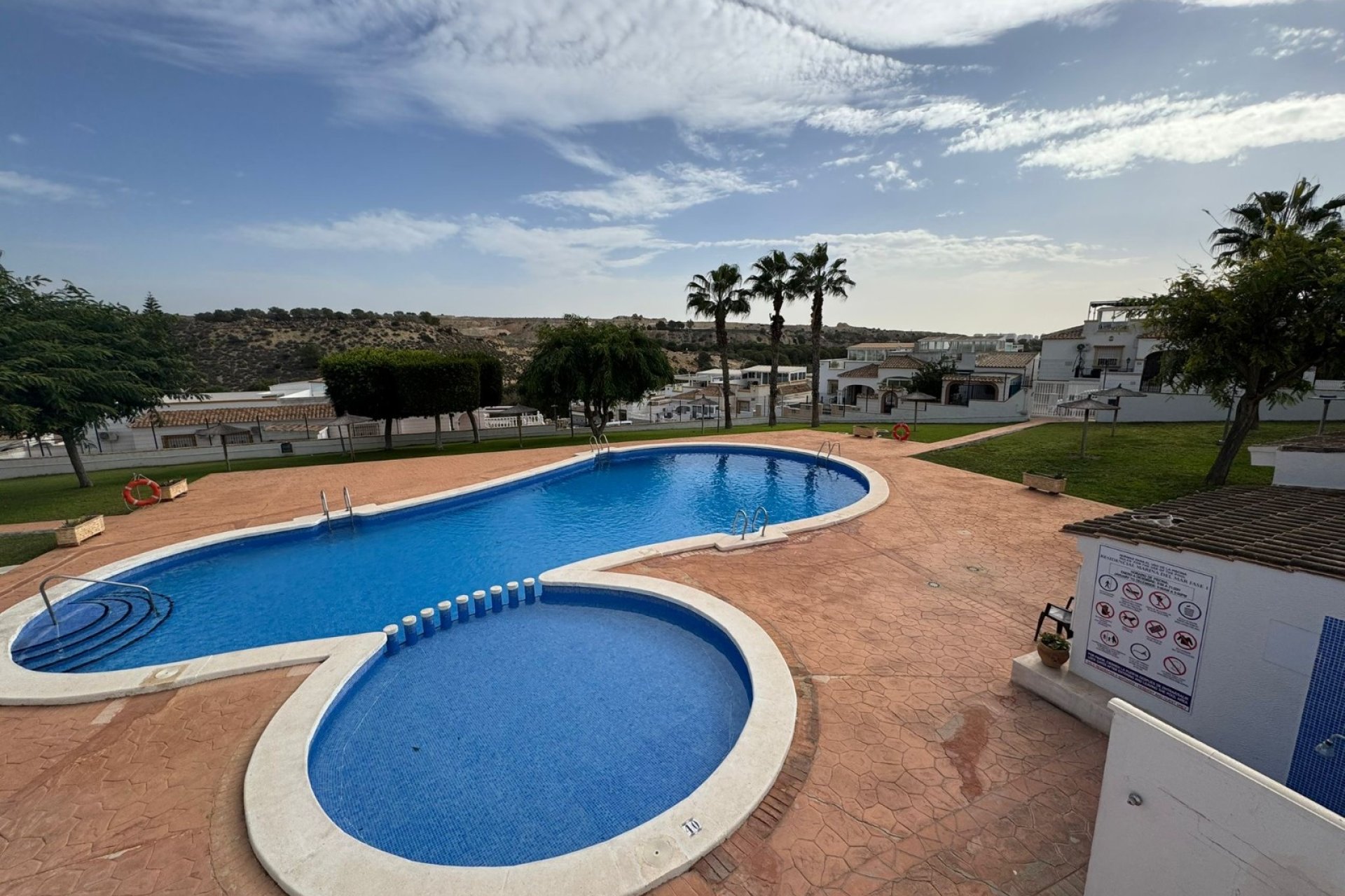 Resale - Apartment - La Marina