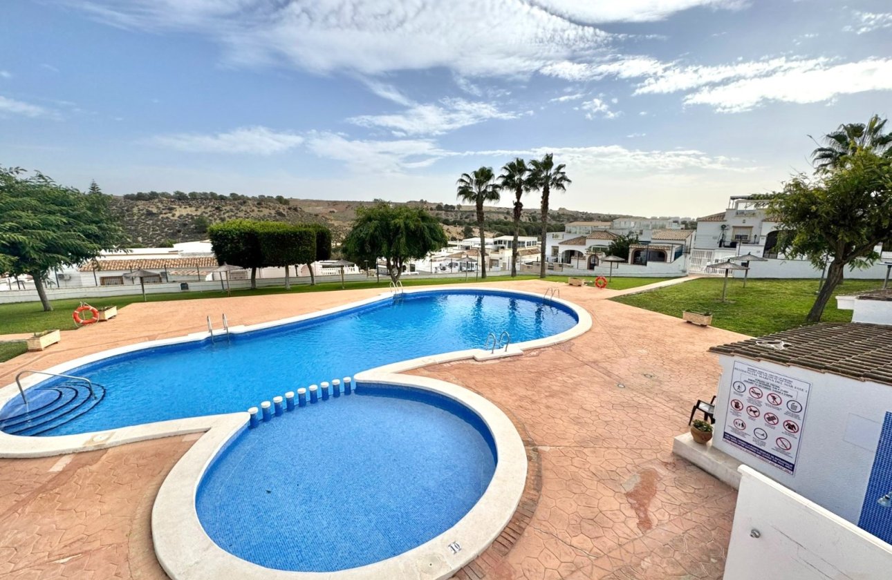 Resale - Apartment - La Marina