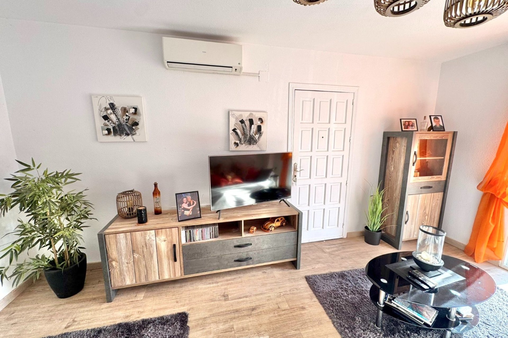 Resale - Apartment - La Marina