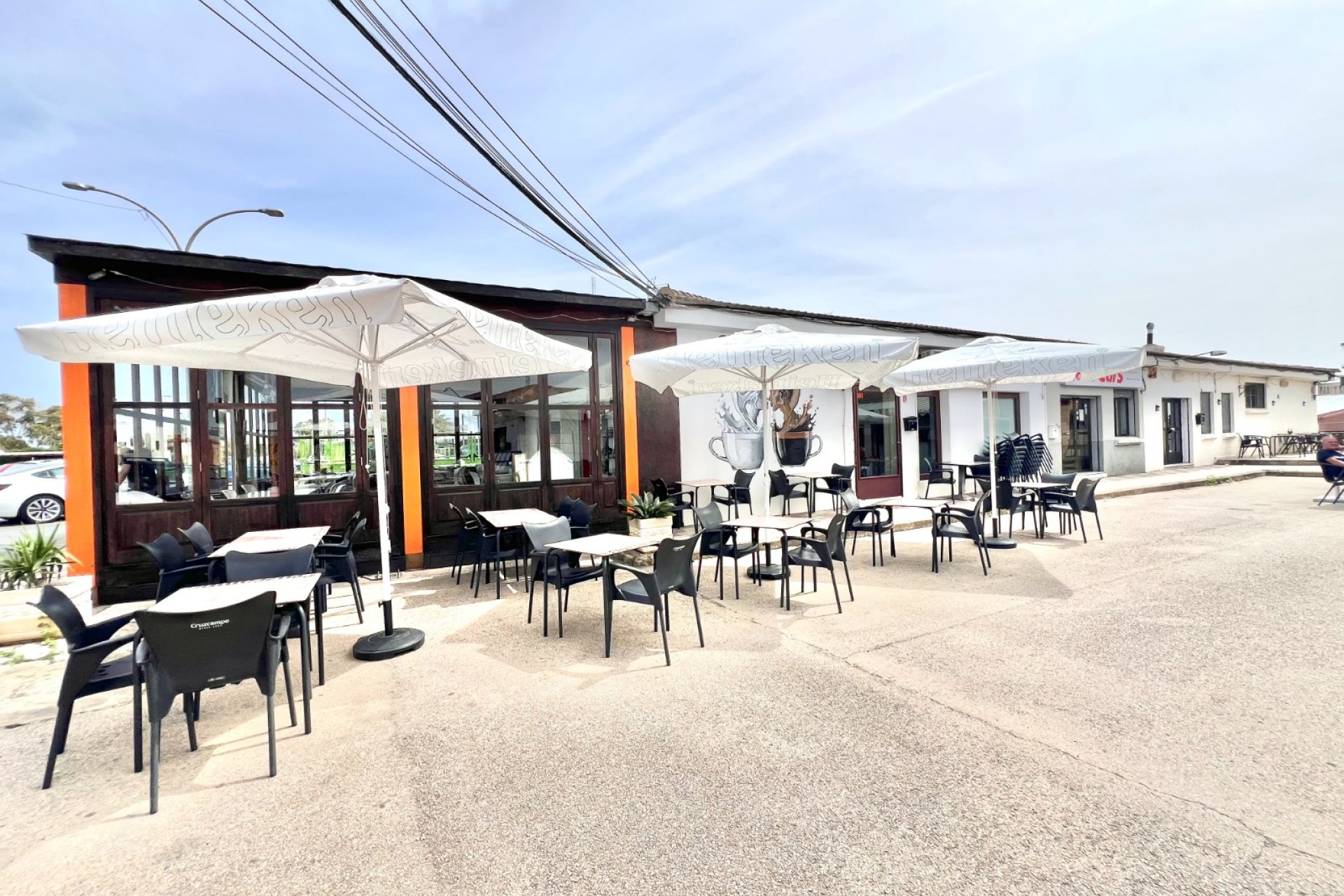 Resale - commercial property - La Marina