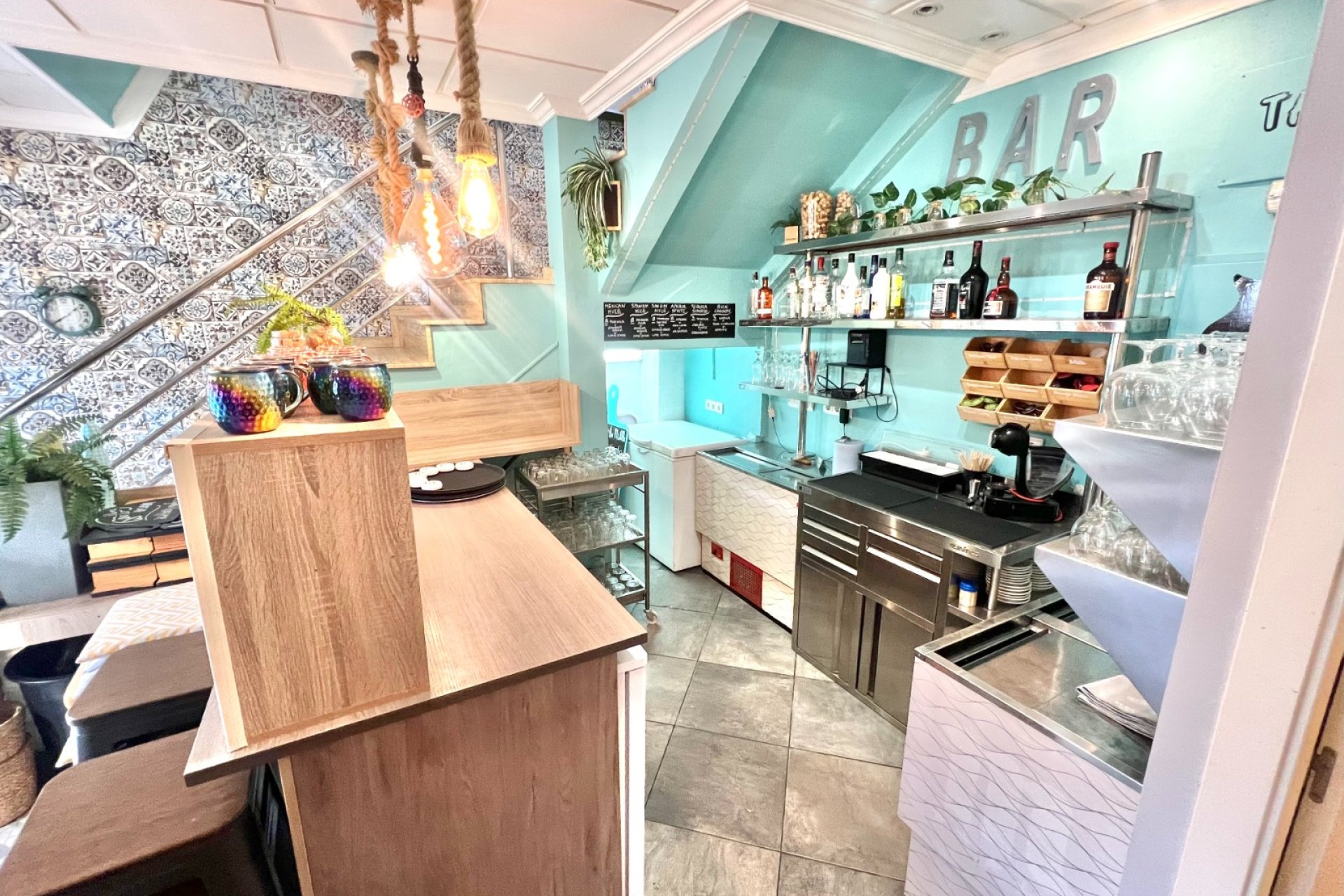 Resale - commercial property - La Marina