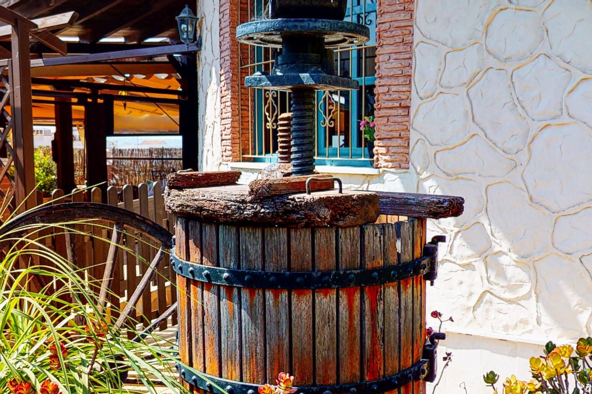 Resale - commercial property - La Marina