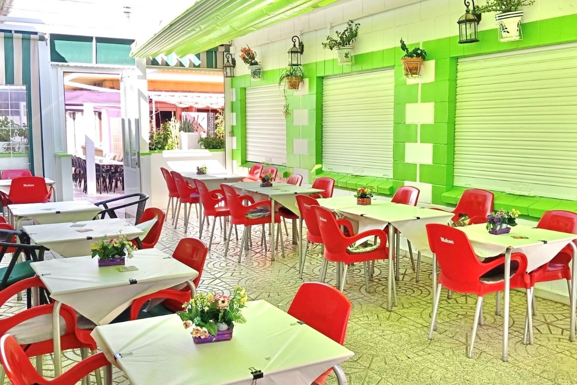 Resale - commercial property - La Marina