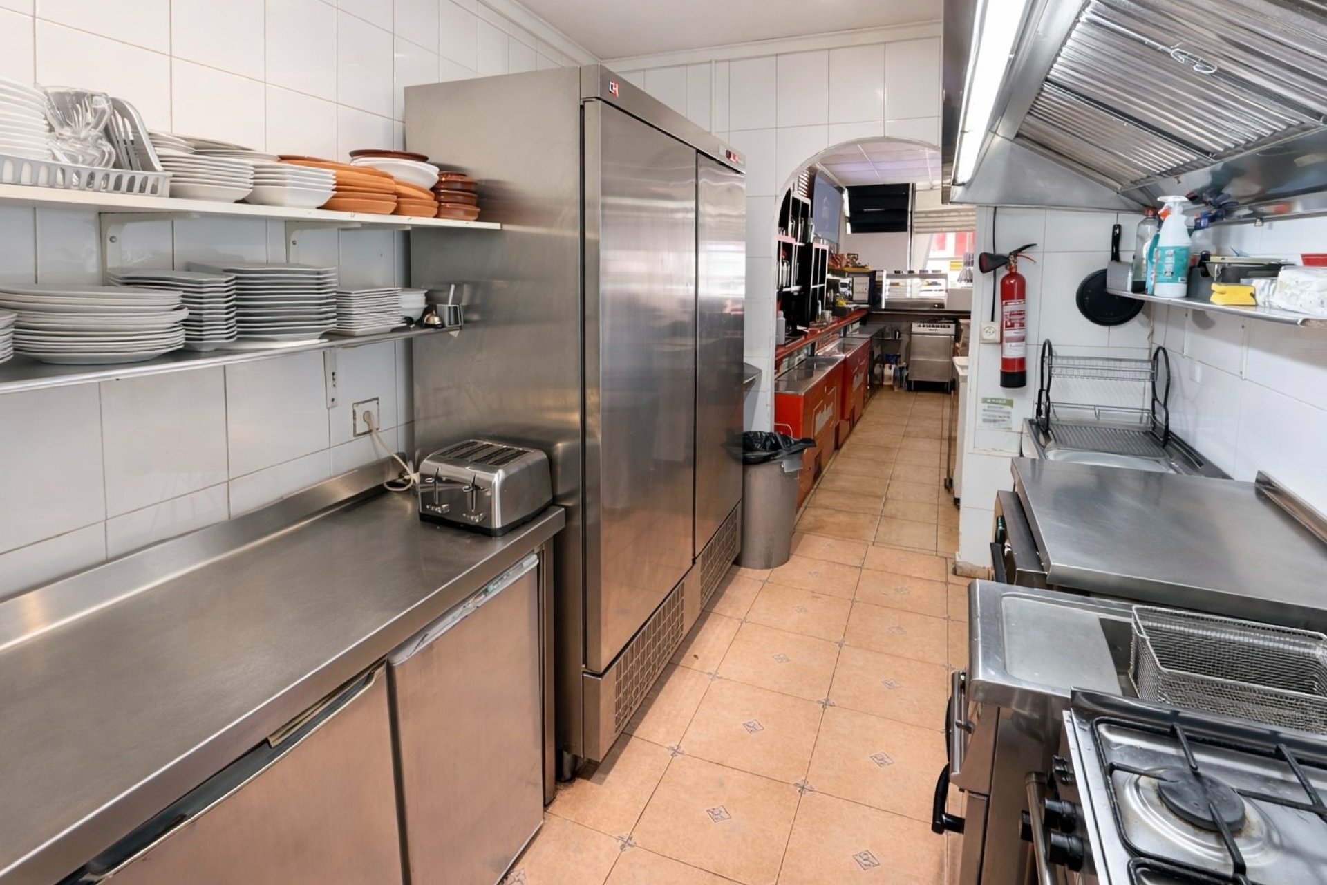 Resale - commercial property - La Marina