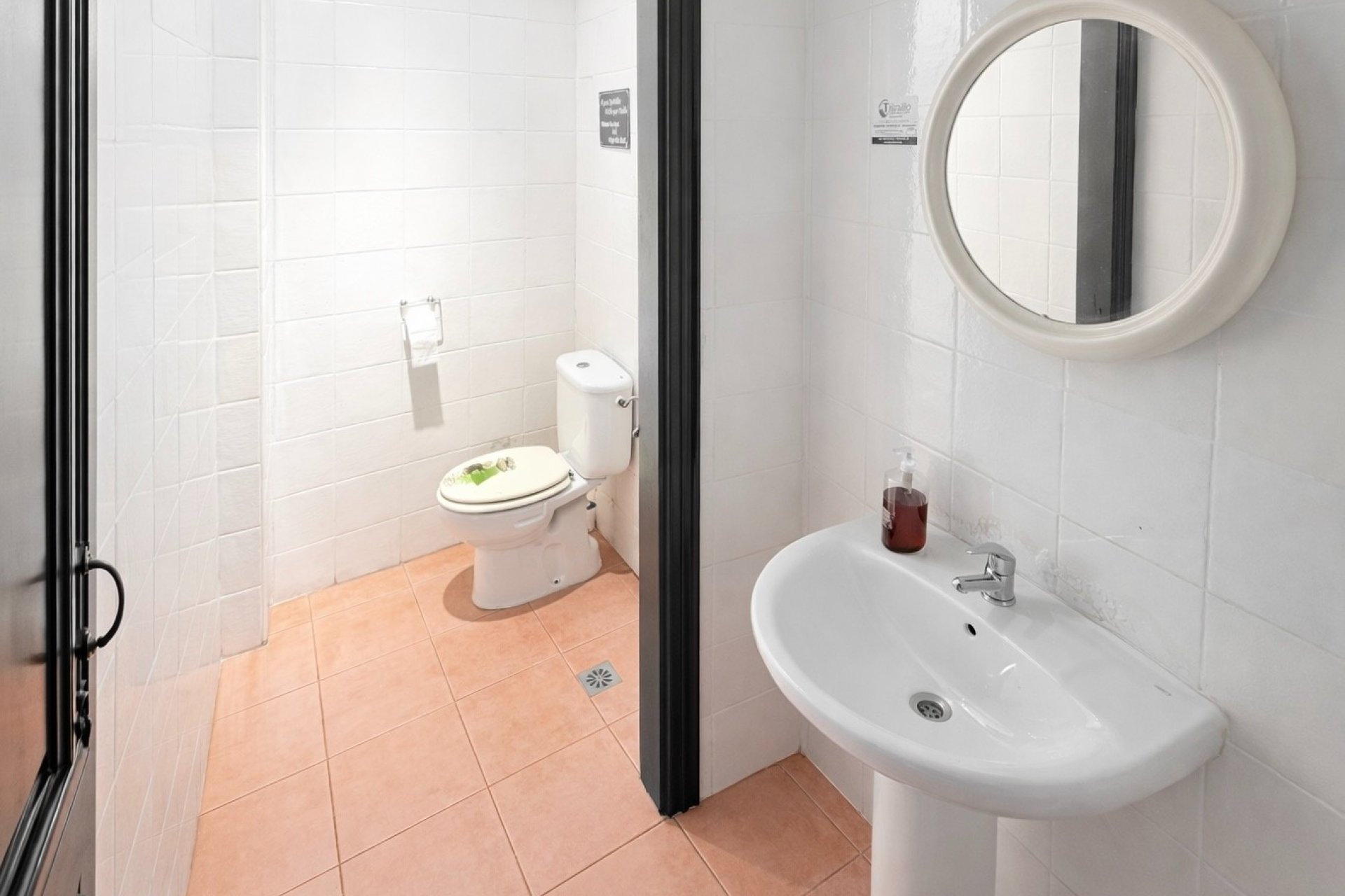 Resale - commercial property - La Marina