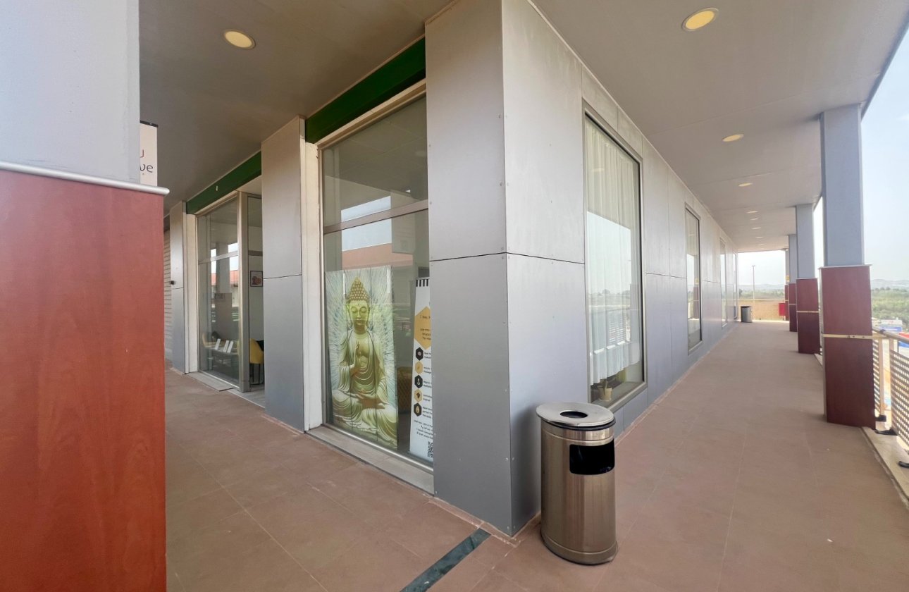 Resale - commercial property - San Fulgencio