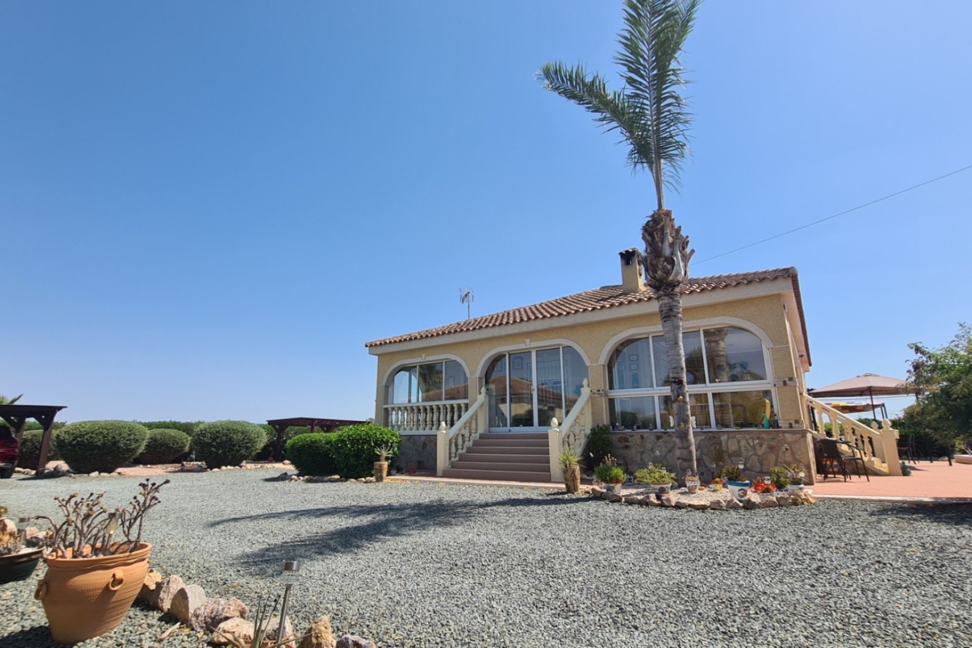 Resale - Country House/Finca - Catral
