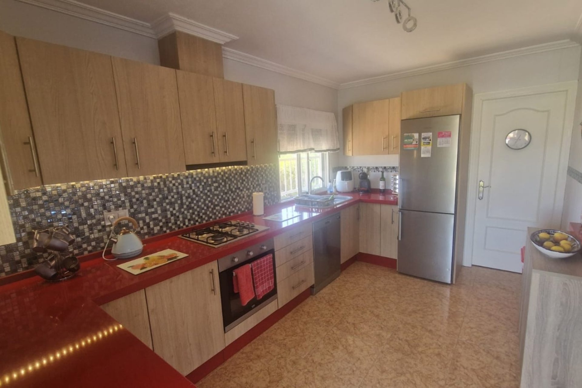 Resale - Country House/Finca - Catral