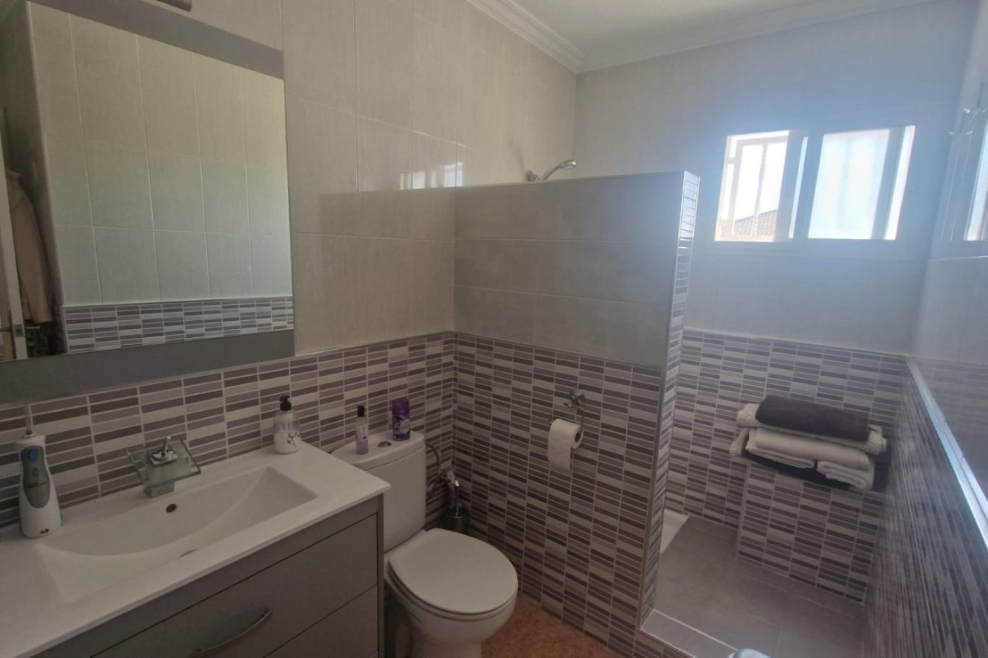 Resale - Country House/Finca - Catral