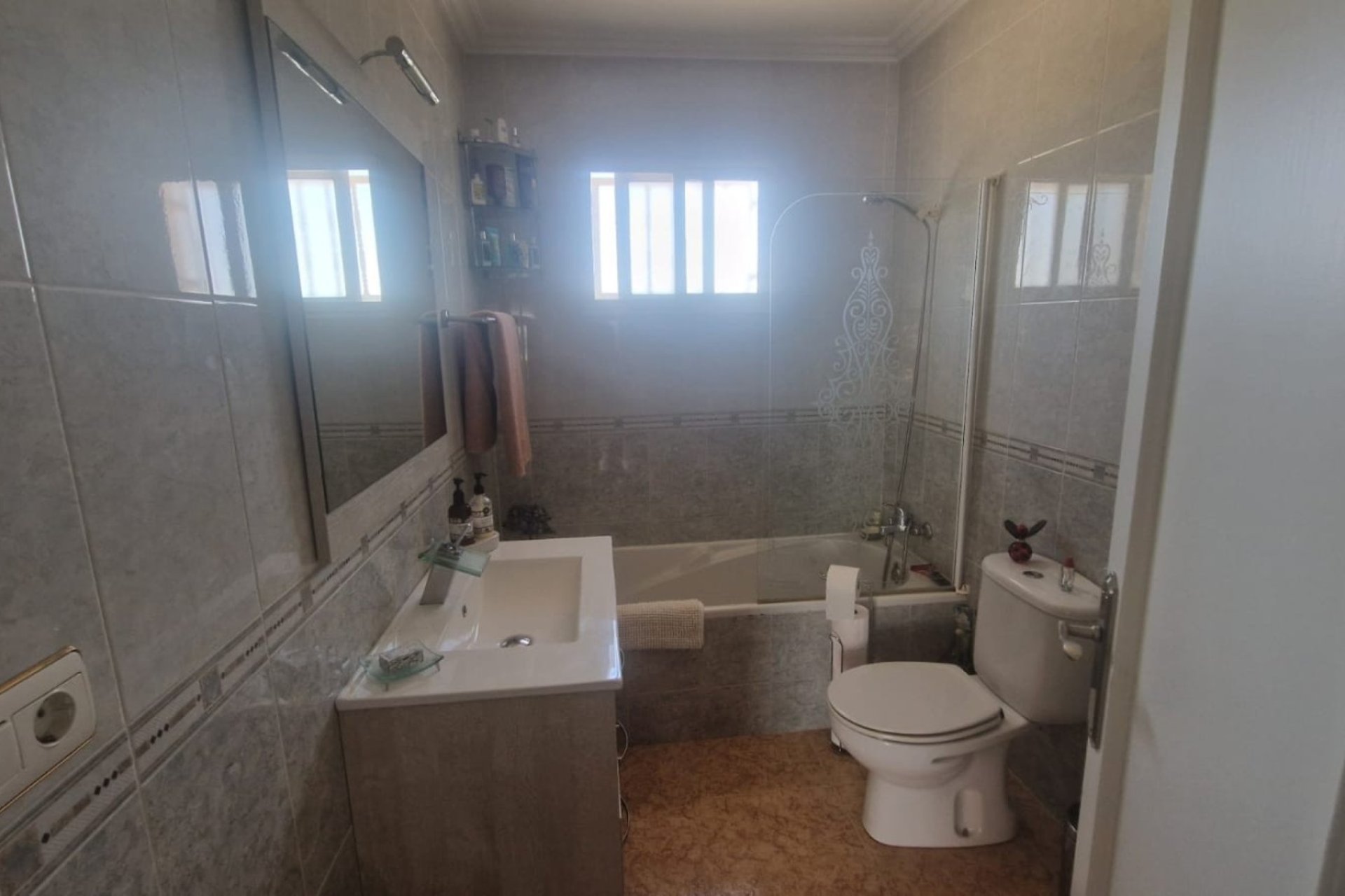 Resale - Country House/Finca - Catral