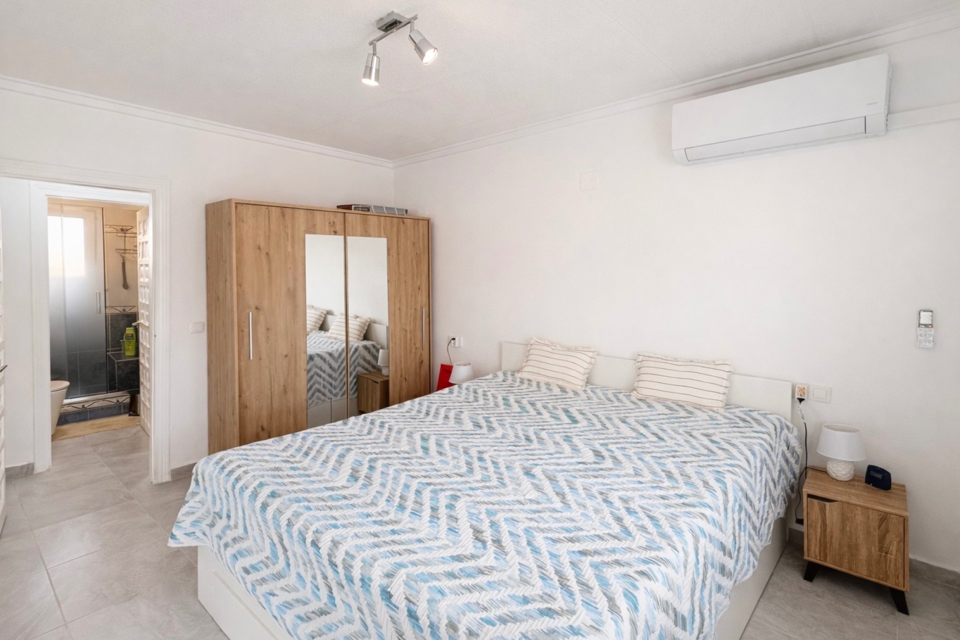 Resale - Detached Villa - Elche - La Marina