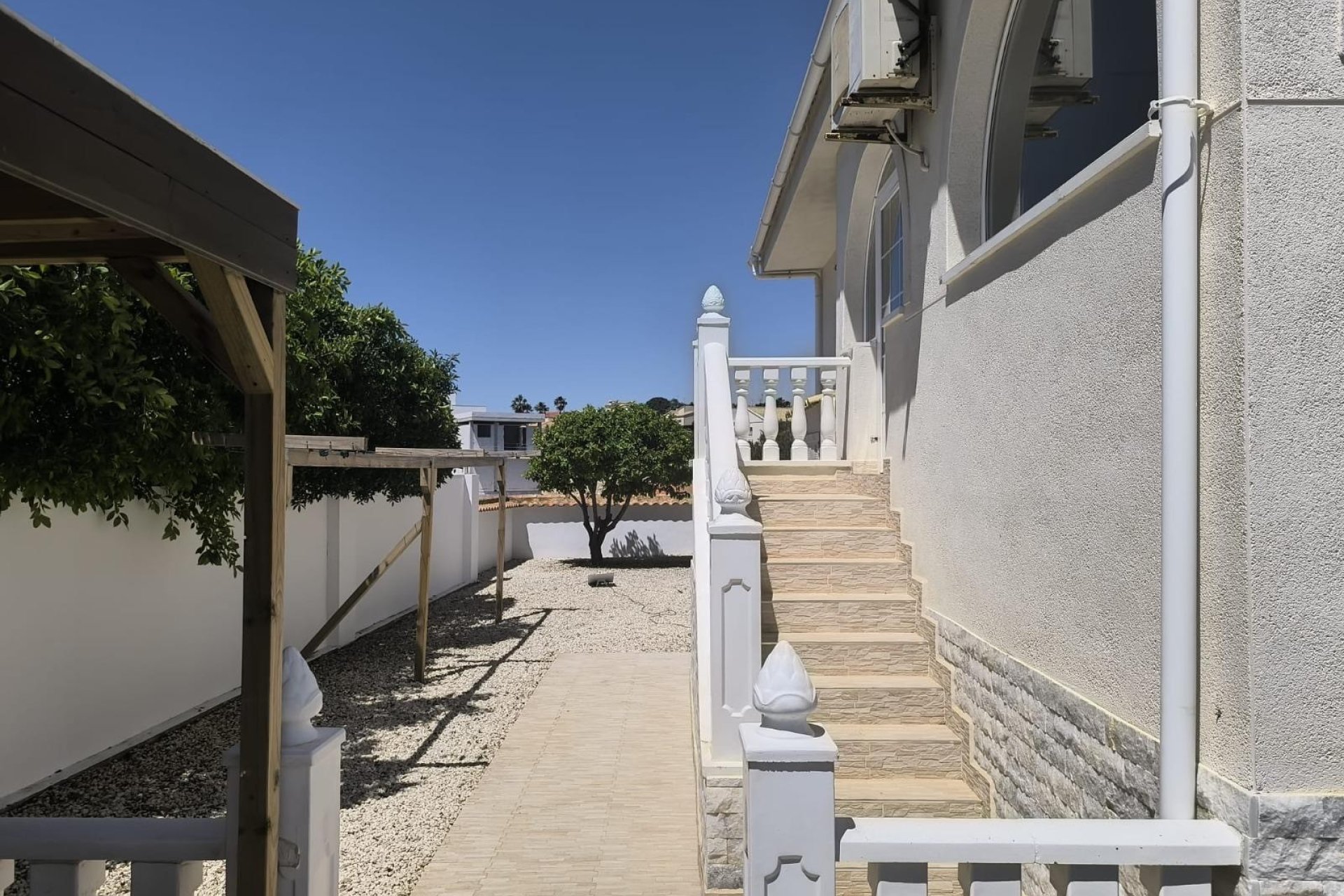 Resale - Detached Villa - La Escuera - La Marina