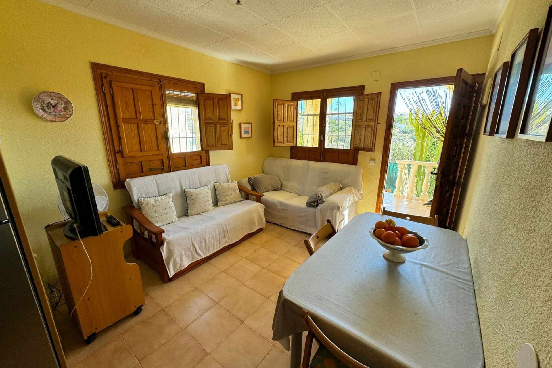 Resale - Detached Villa - La Marina