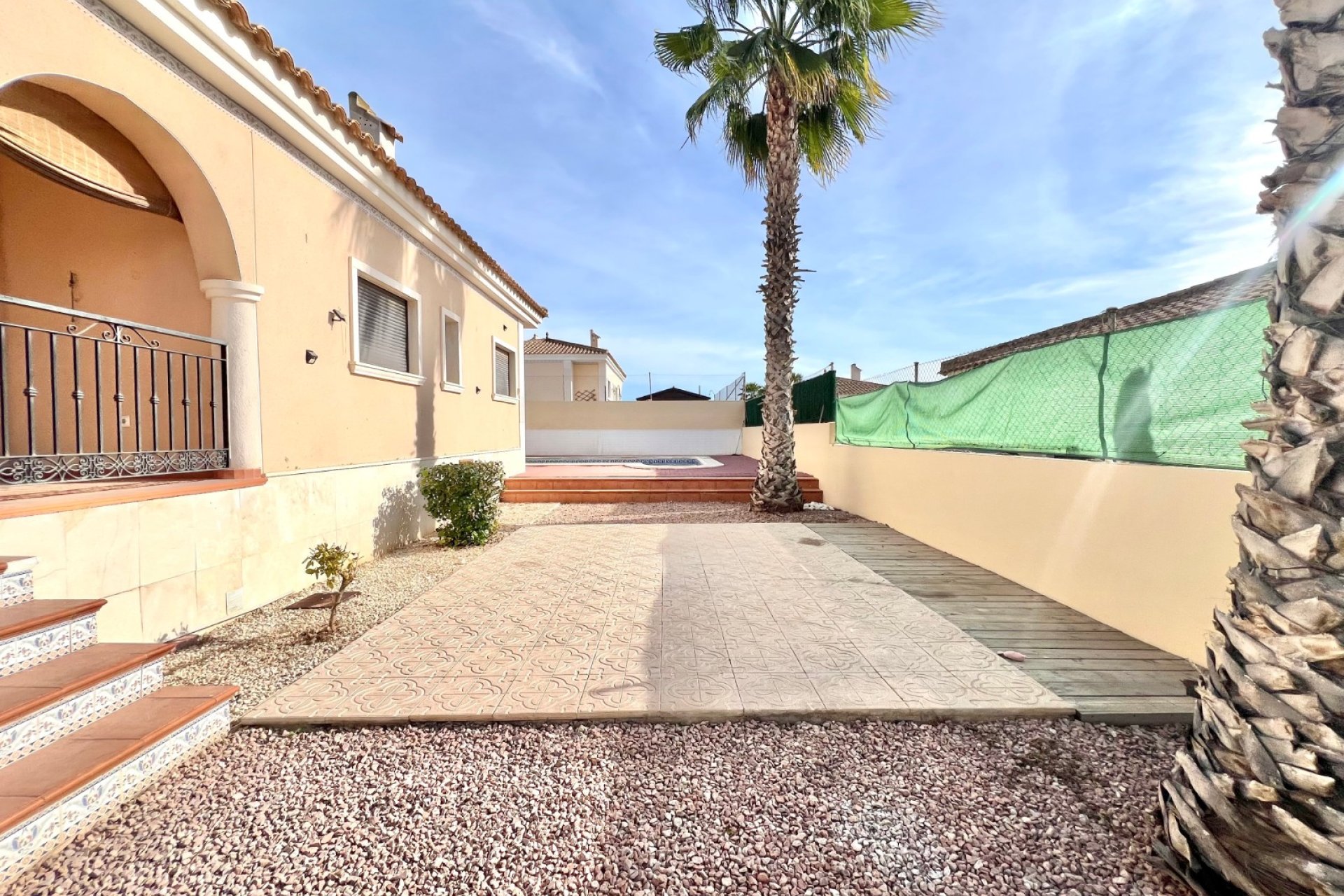 Resale - Detached Villa - La Marina