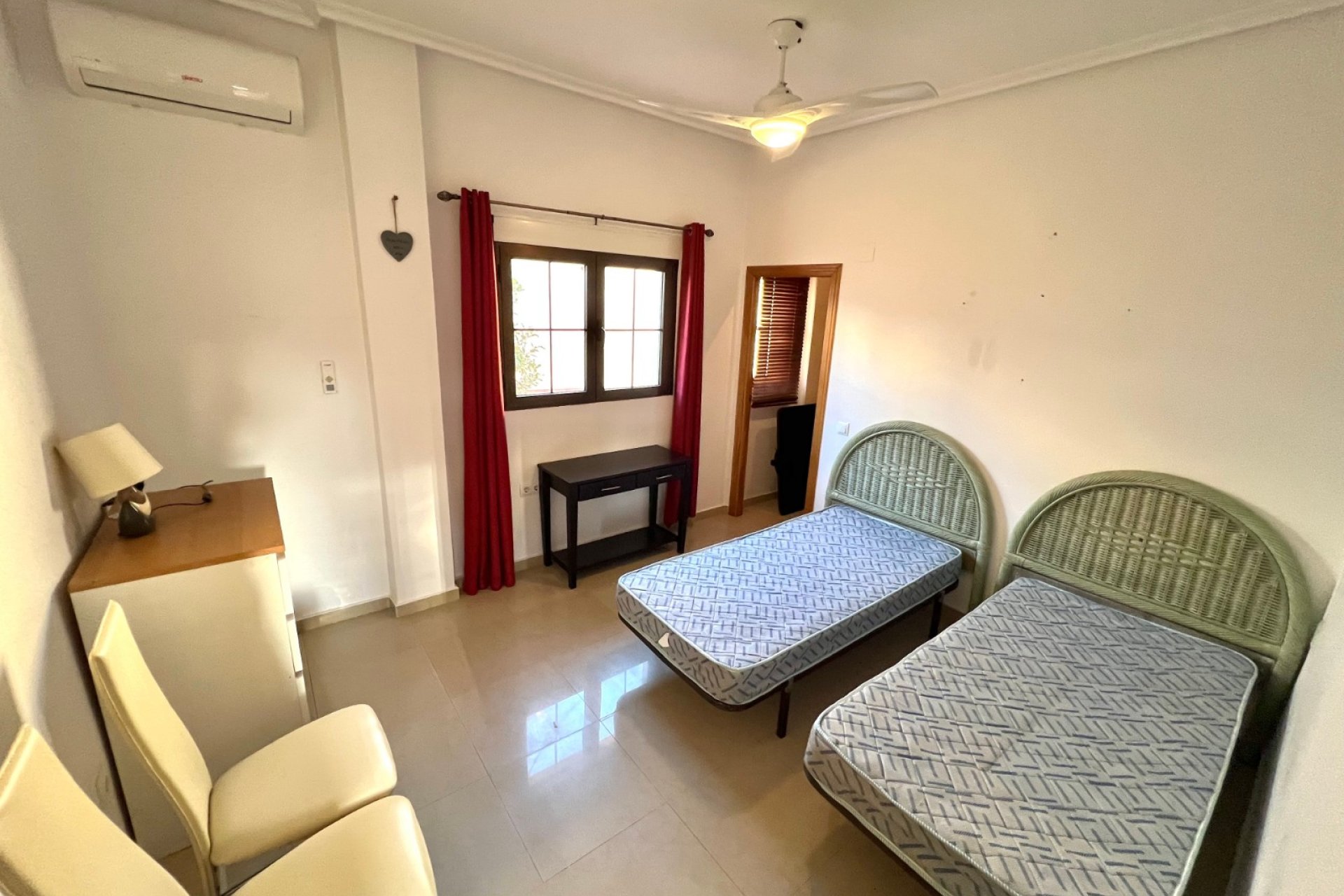 Resale - Detached Villa - La Marina