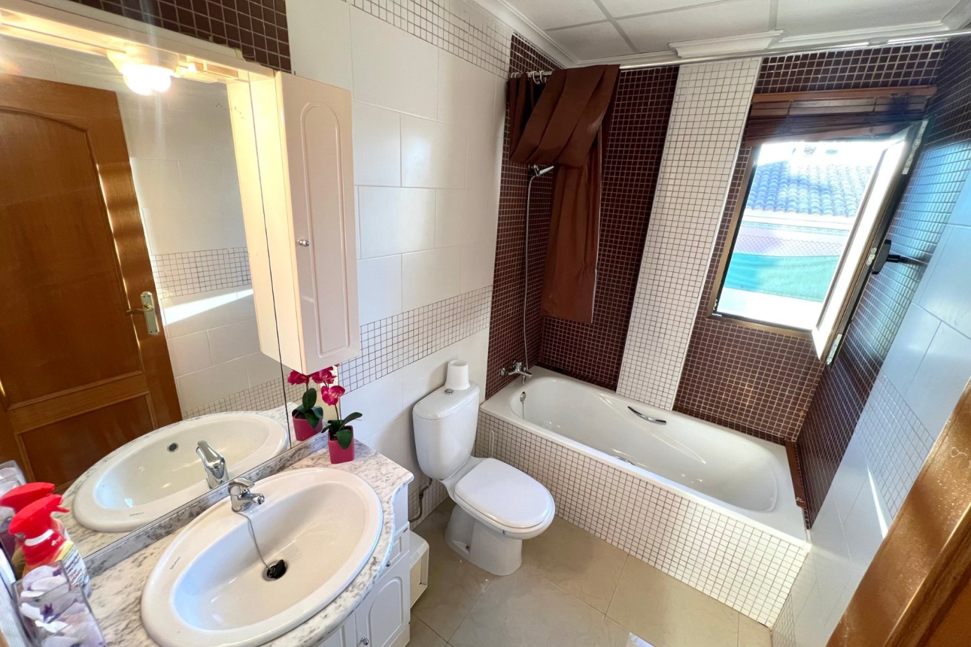 Resale - Detached Villa - La Marina