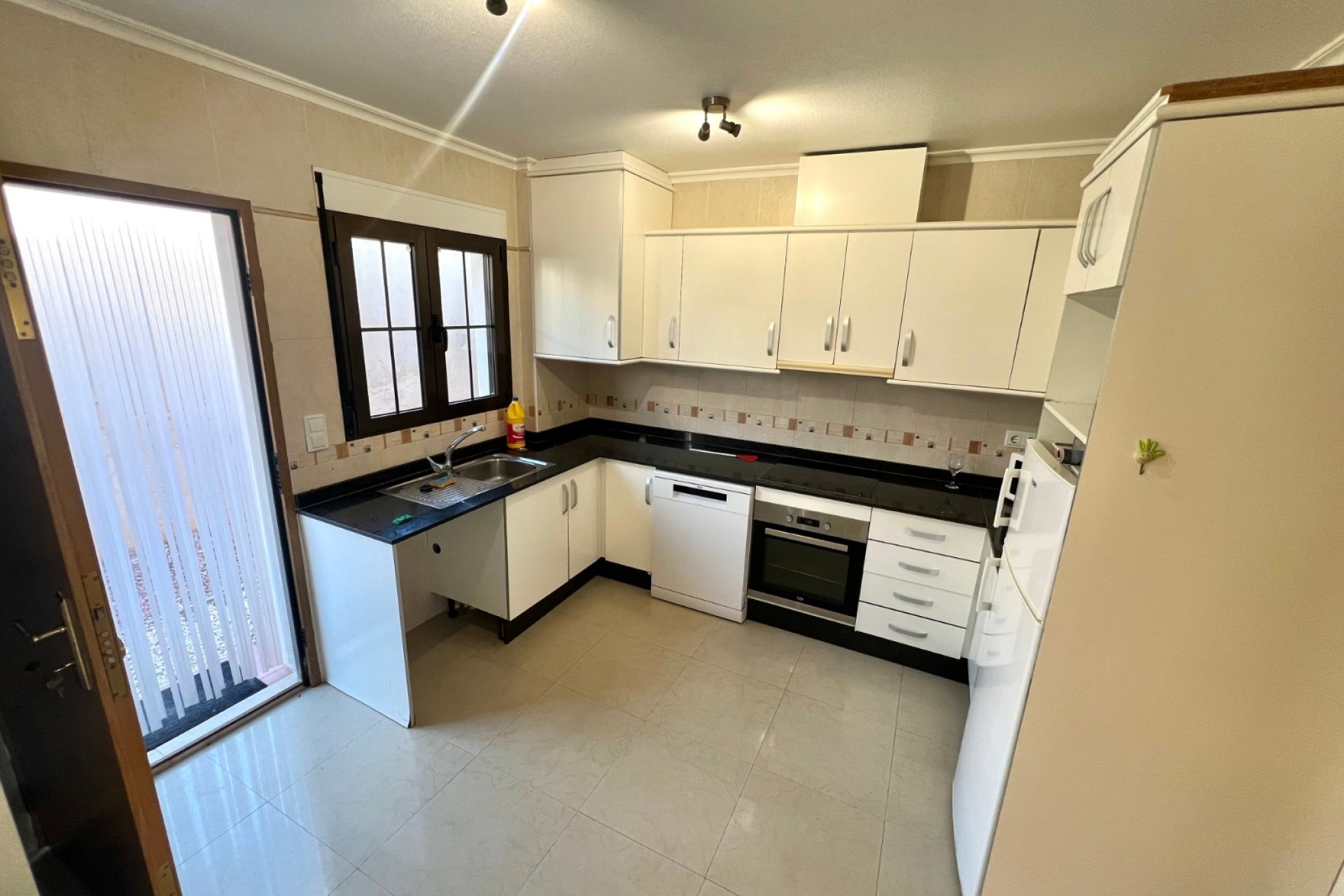 Resale - Detached Villa - La Marina