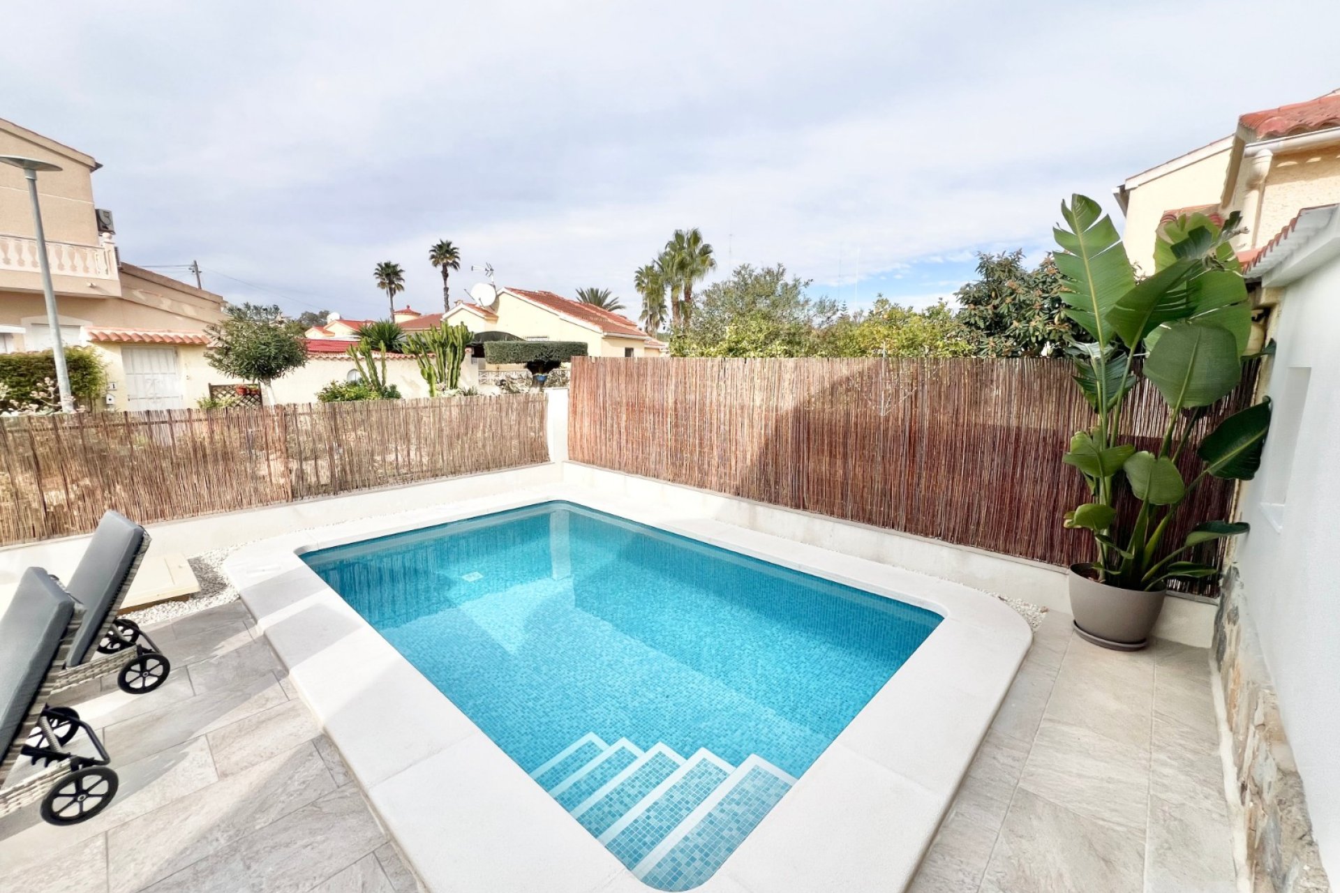 Resale - Detached Villa - La Marina