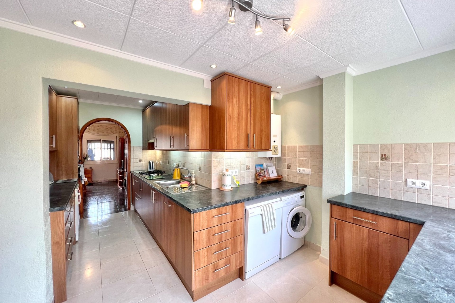 Resale - Detached Villa - La Marina