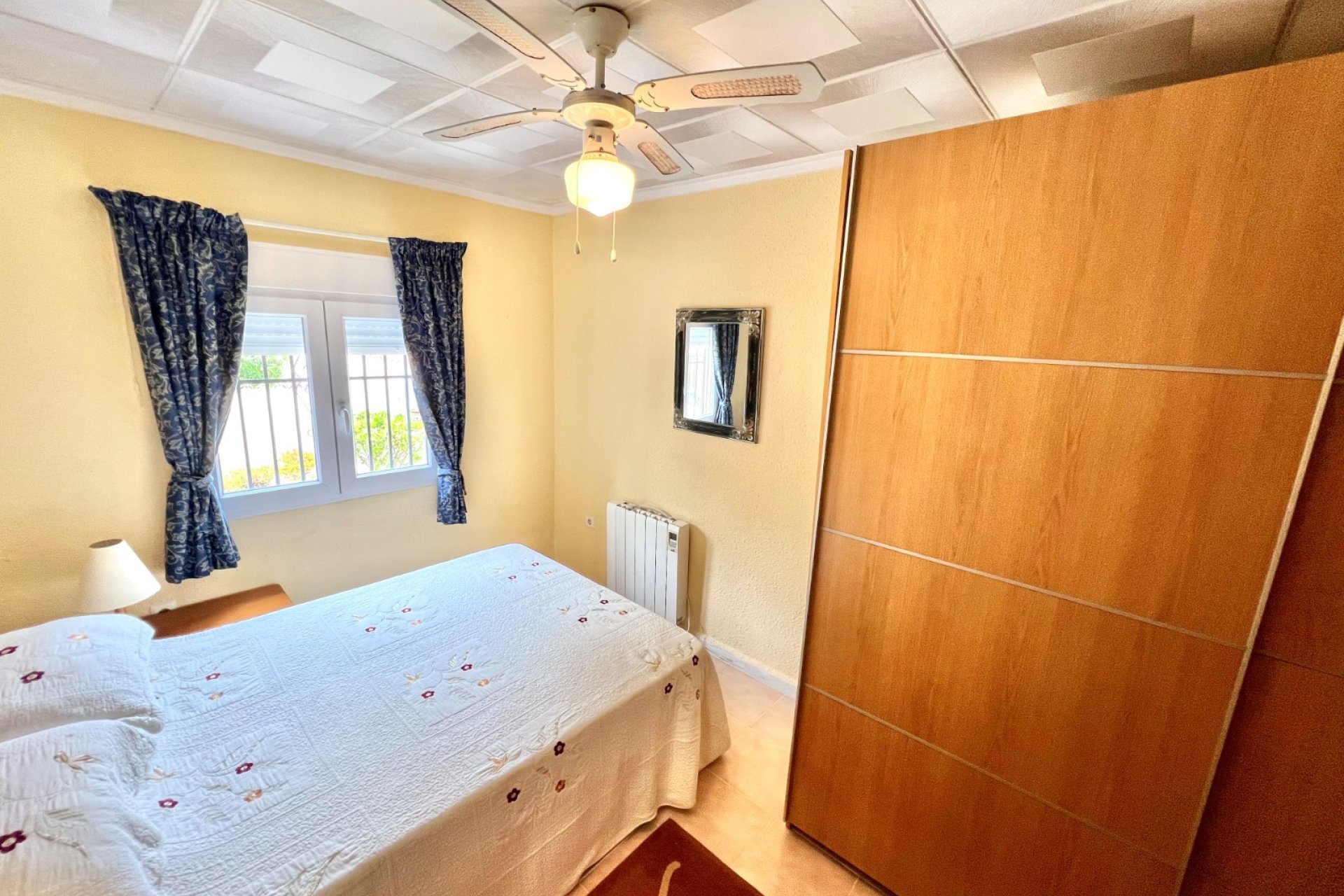 Resale - Detached Villa - La Marina