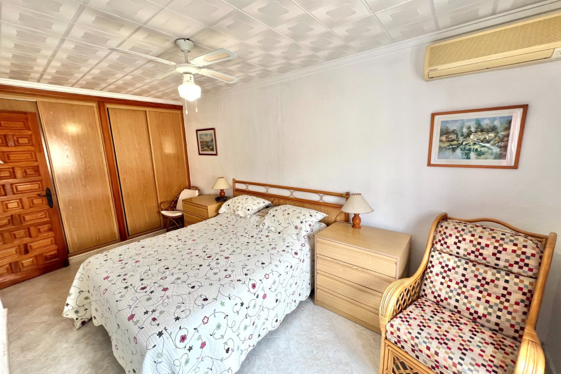 Resale - Detached Villa - La Marina