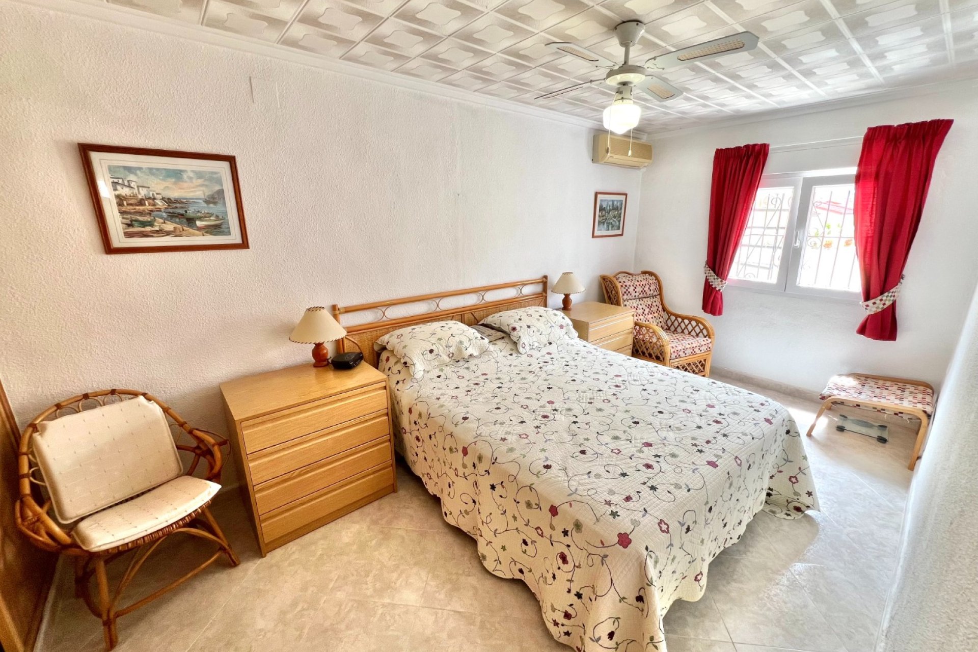 Resale - Detached Villa - La Marina