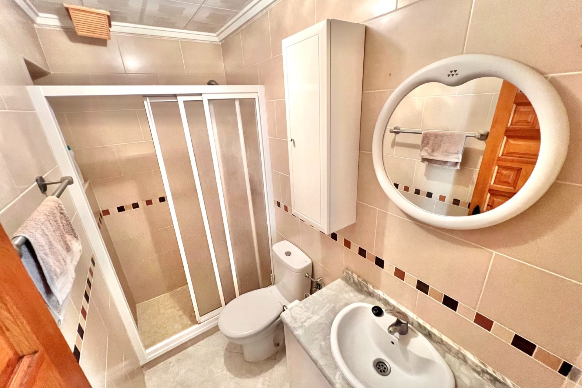 Resale - Detached Villa - La Marina