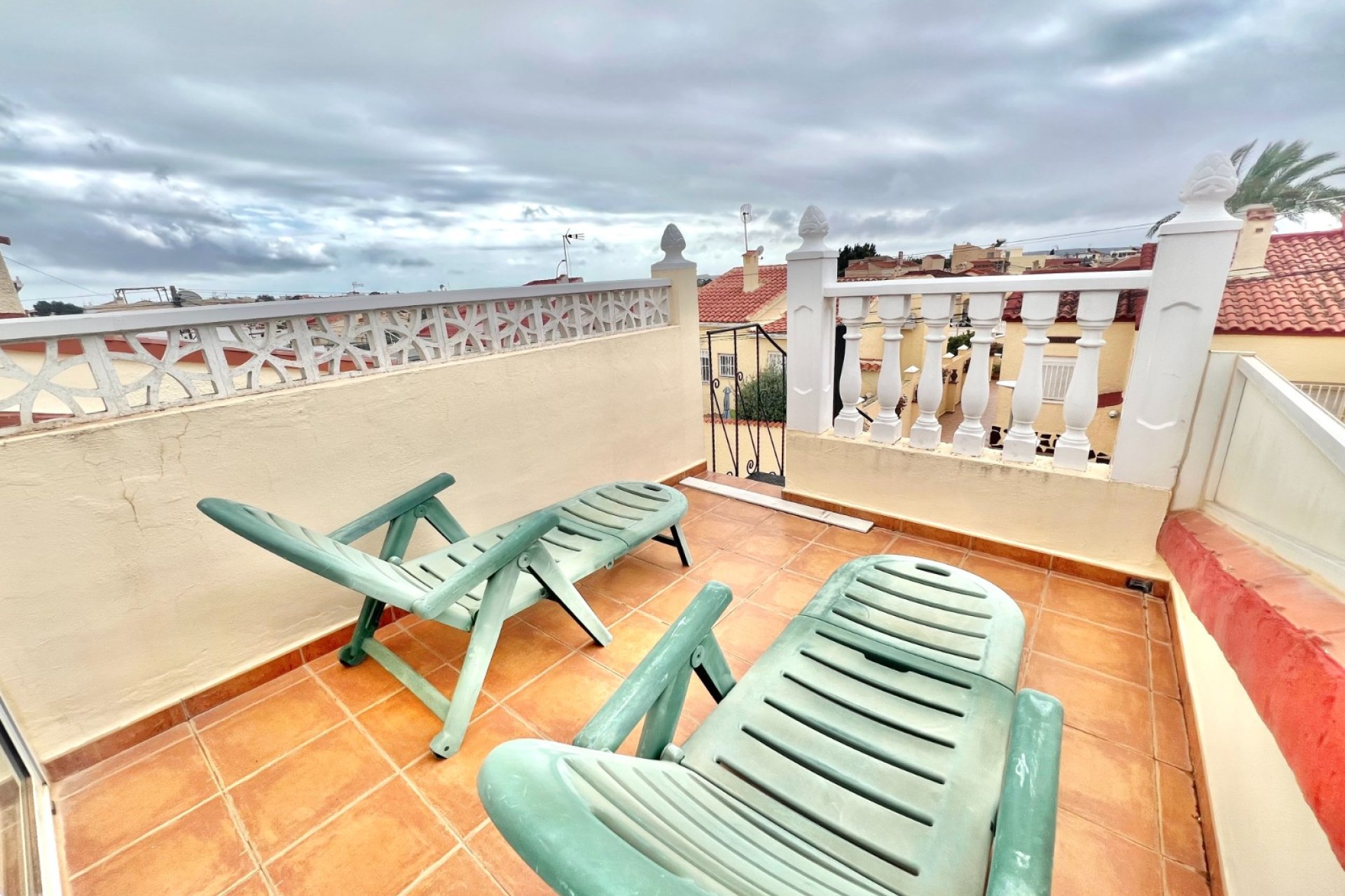 Resale - Detached Villa - La Marina