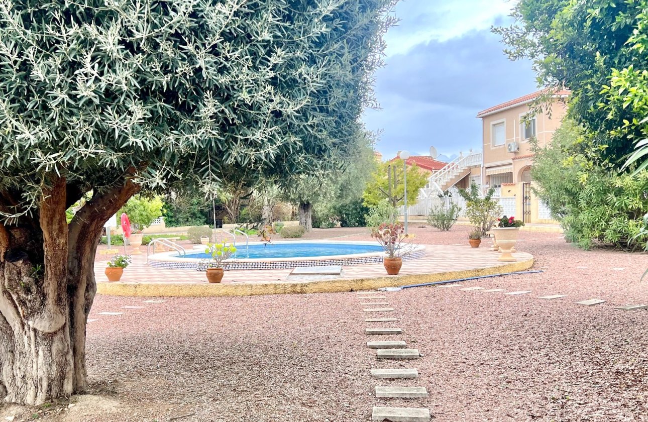 Resale - Detached Villa - La Marina