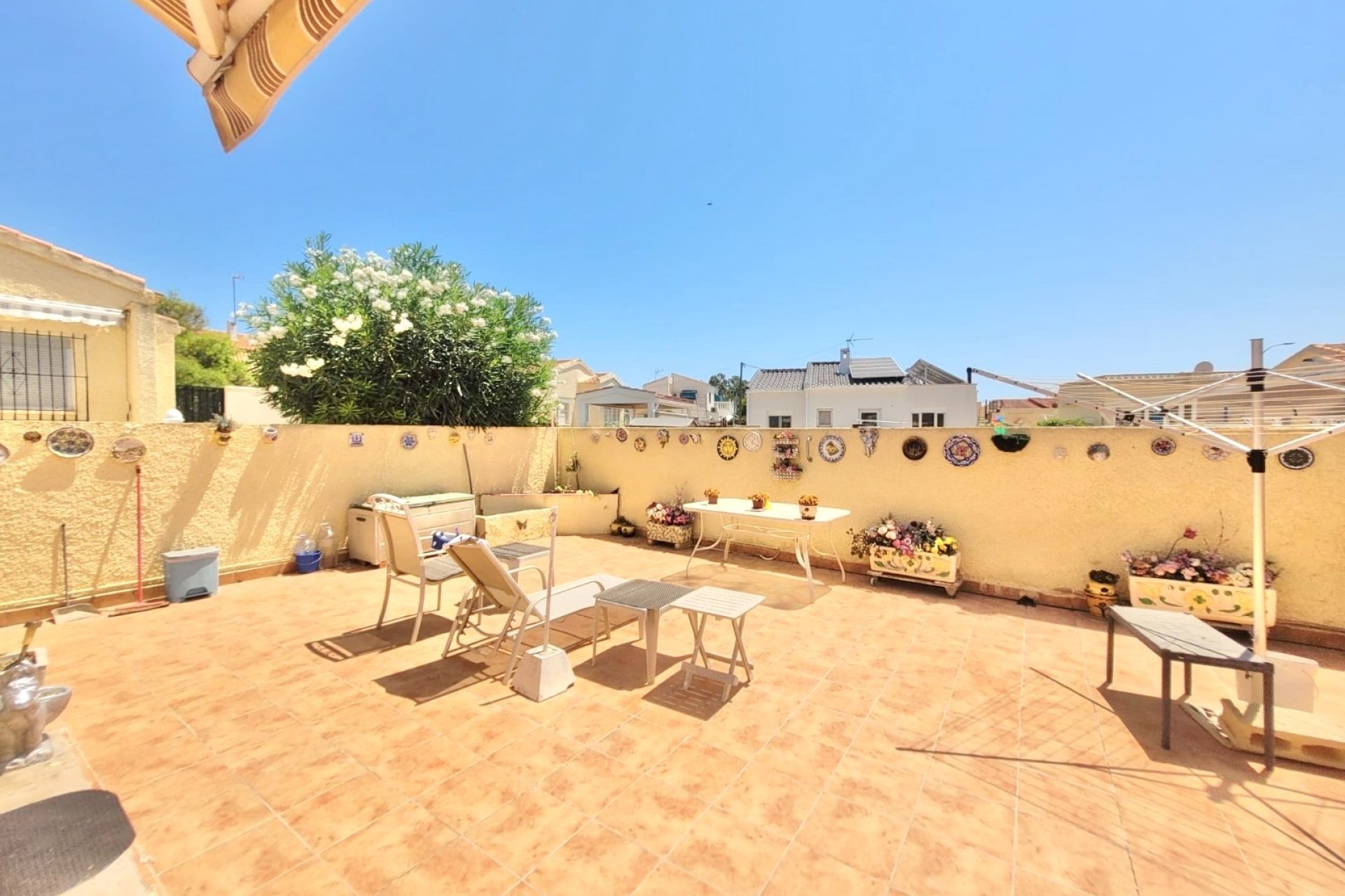 Resale - Detached Villa - La Marina