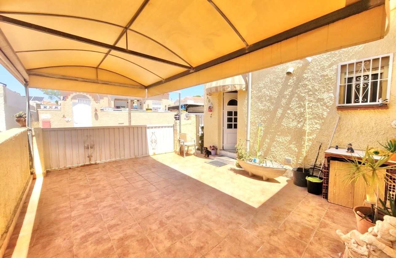 Resale - Detached Villa - La Marina