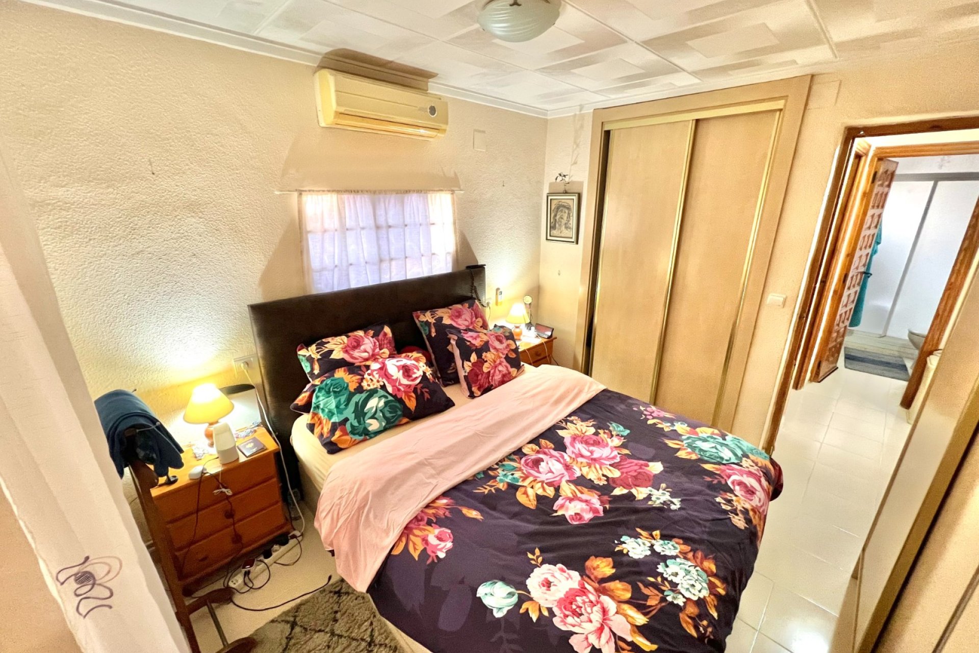 Resale - Detached Villa - La Marina