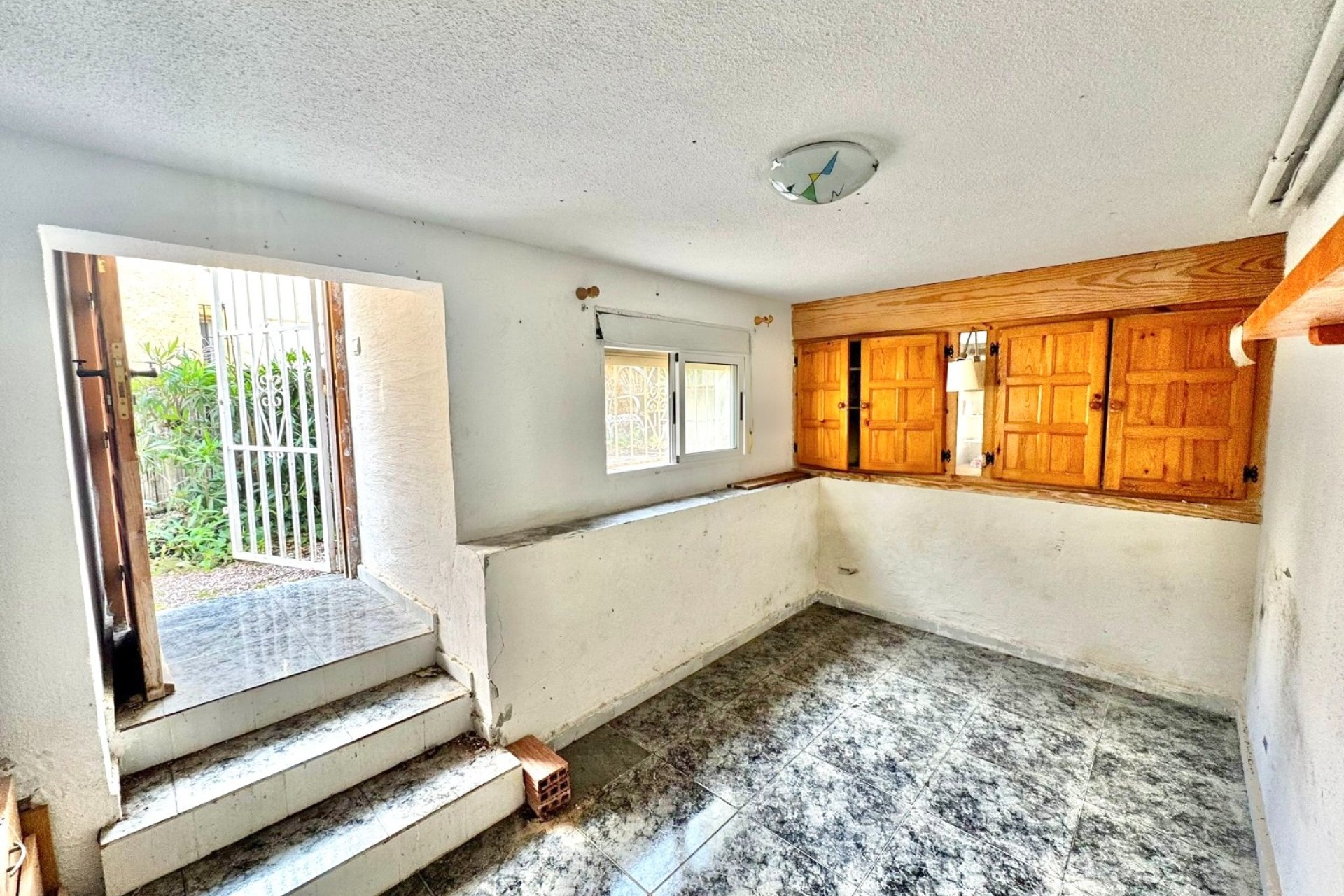 Resale - Detached Villa - La Marina