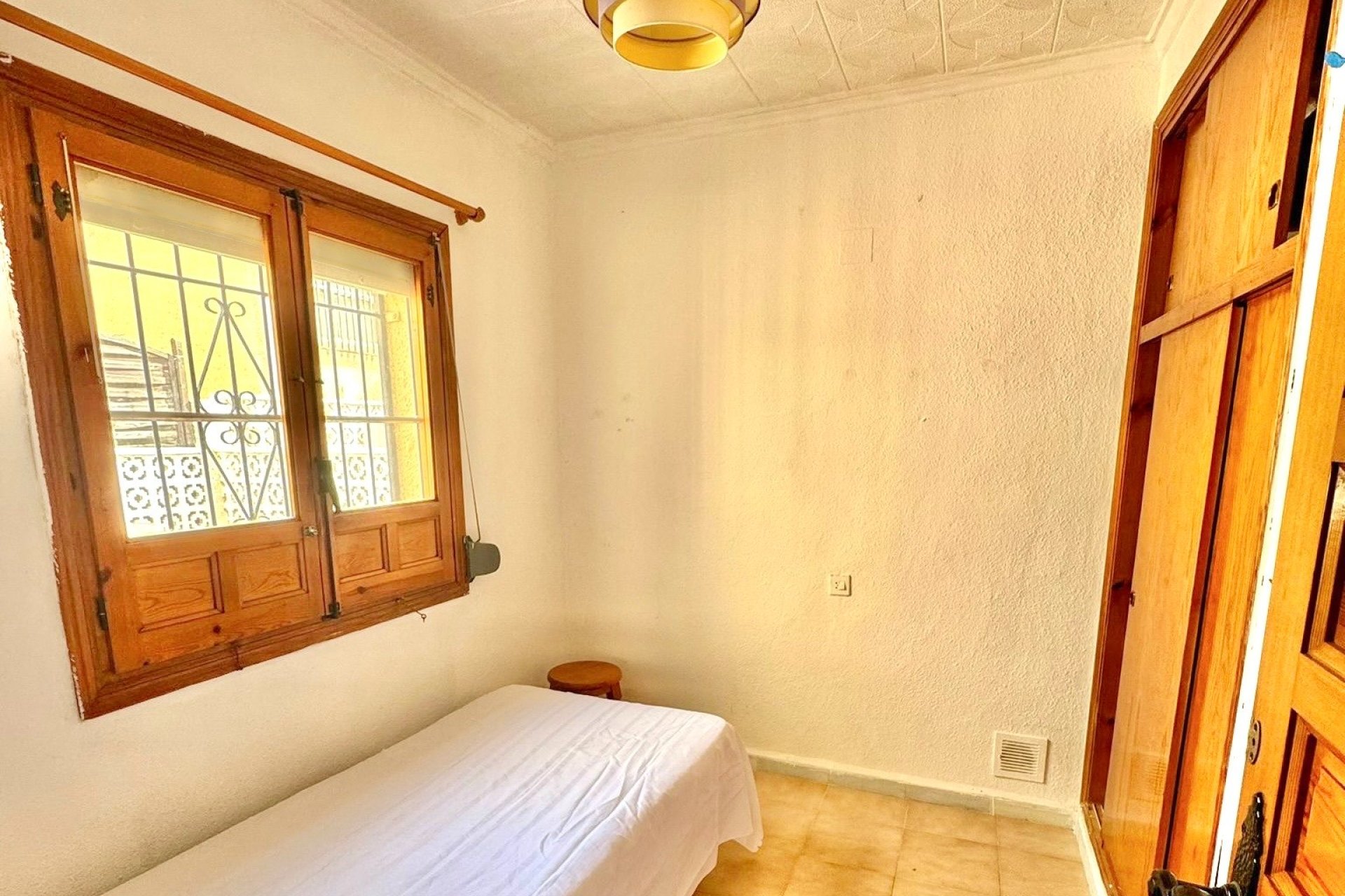 Resale - Detached Villa - La Marina