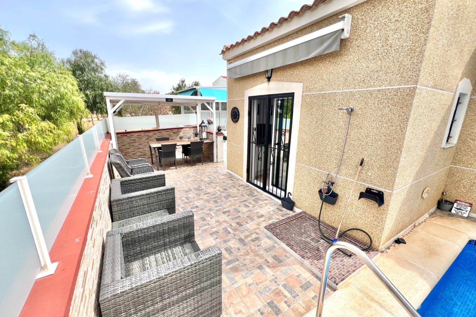 Resale - Detached Villa - La Marina